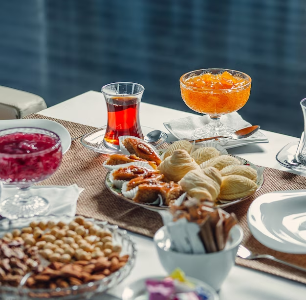 Palm Jumeirah restaurants and bars: Enjoy delicious cuisine and drinks with stunning views at the best dining spots on Palm Jumeirah.